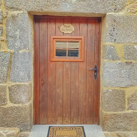 Casa Dos Amos En Costa Da Morte. A Coruna Ponteceso