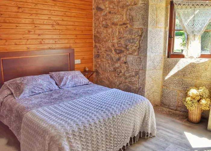 Casa Dos Amos En Costa Da Morte. A Coruna