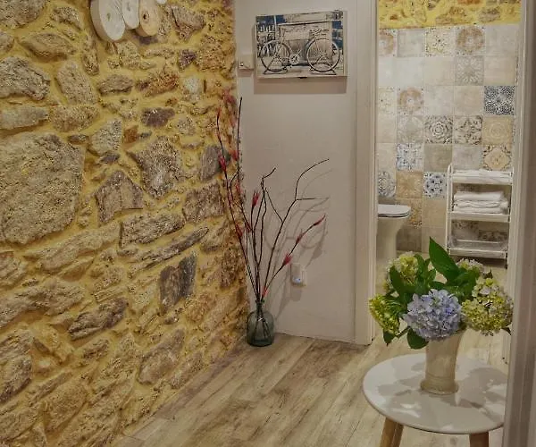 Casa Dos Amos En Costa Da Morte. A Coruna Ponteceso