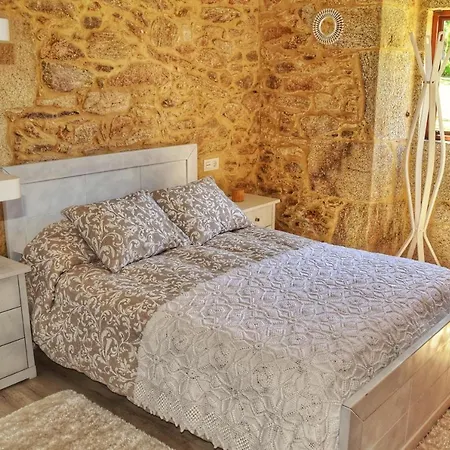 Casa Dos Amos En Costa Da Morte. A Coruna * Ponteceso