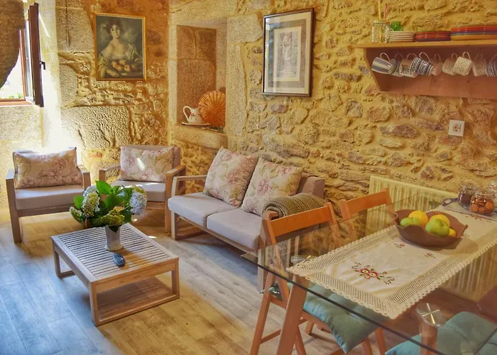 Casa Dos Amos En Costa Da Morte. A Coruna Ponteceso