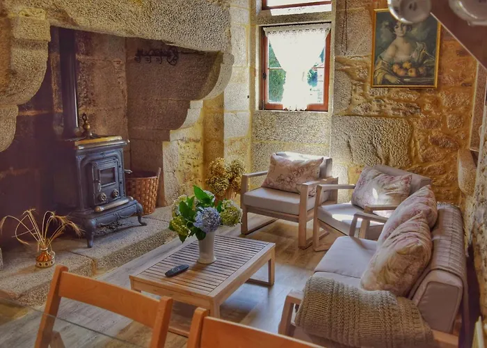 Casa Dos Amos En Costa Da Morte. A Coruna